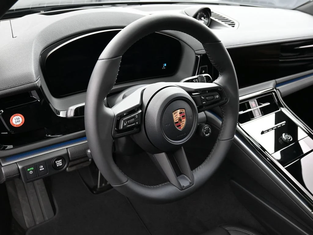 2026 Porsche Panamera 4 E-Hybrid interior, Black