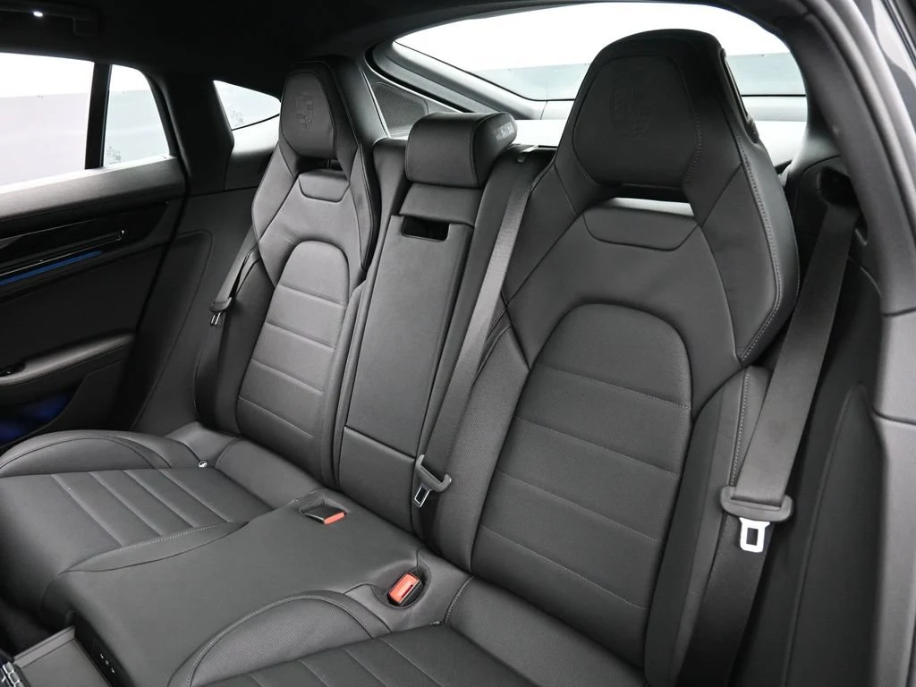 2026 Porsche Panamera 4 E-Hybrid interior, seats, Black