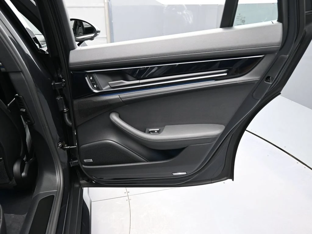2026 Porsche Panamera 4 E-Hybrid interior, door panel, Black