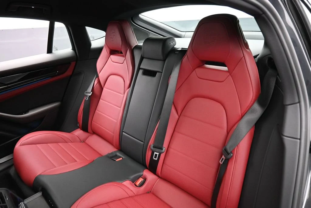 2026 Porsche Panamera 4 interior, seats, Black/Bordeaux Red