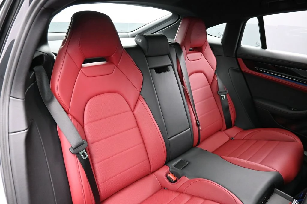 2026 Porsche Panamera 4 interior, seats, Black/Bordeaux Red