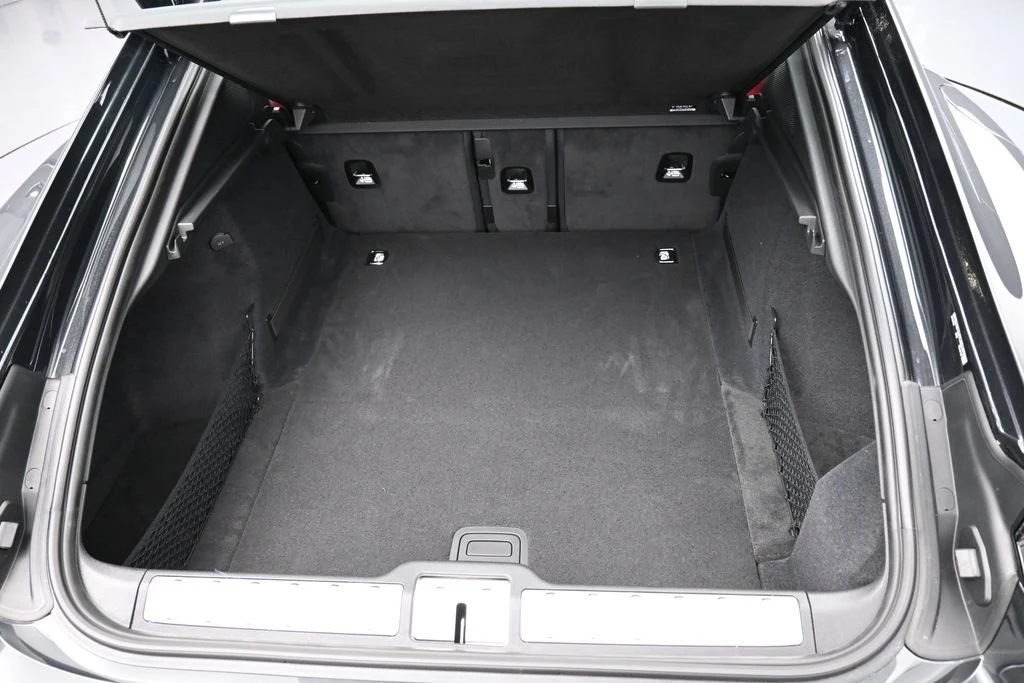 2026 Porsche Panamera 4 trunk