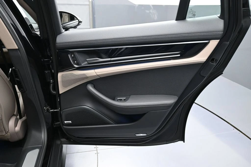 2026 Porsche Panamera 4 interior, door panel, Black/Limestone Beige
