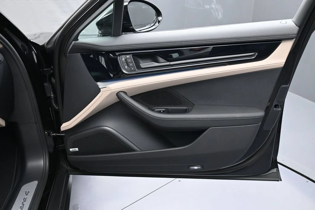 2026 Porsche Panamera 4 interior, door panel, Black/Limestone Beige