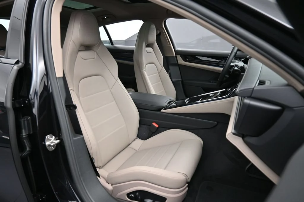 2026 Porsche Panamera 4 interior, seats, Black/Limestone Beige