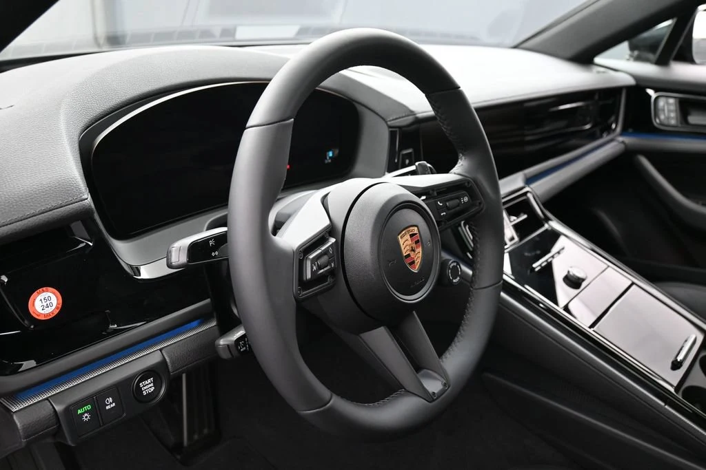2026 Porsche Panamera 4 interior, Black