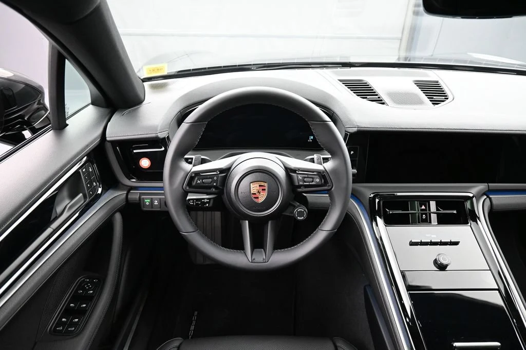 2026 Porsche Panamera 4 interior, dashboard, Black