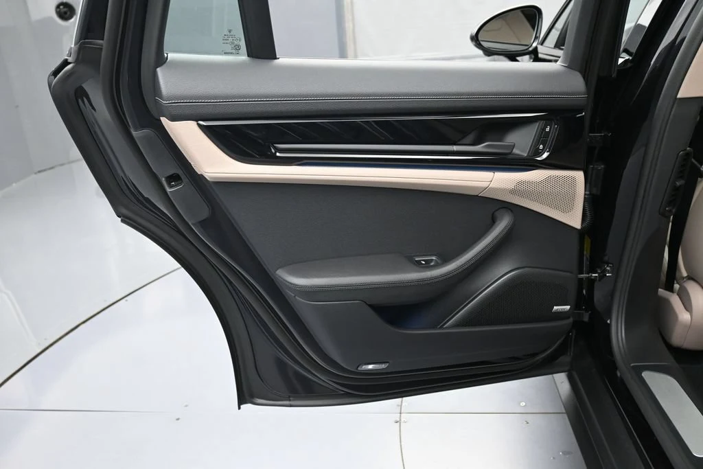 2026 Porsche Panamera 4 interior, door panel, Black/Limestone Beige