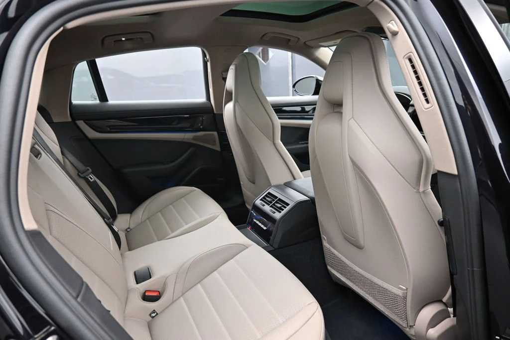 2026 Porsche Panamera 4 interior, seats, Black/Limestone Beige