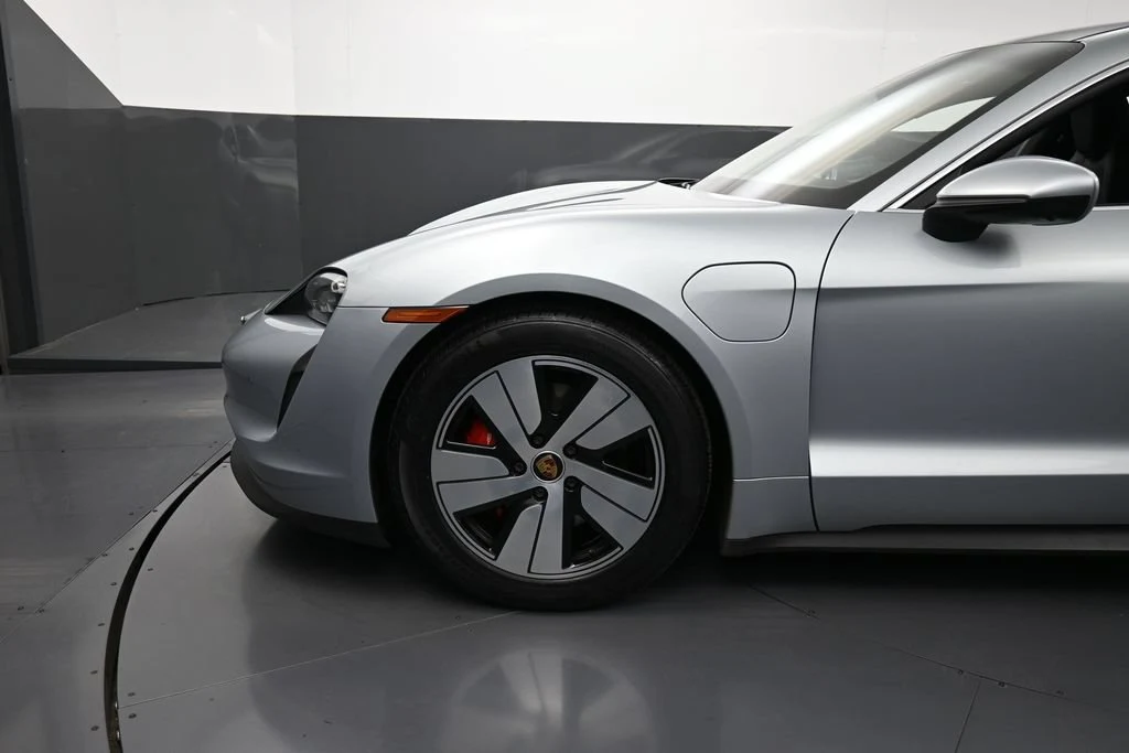 2021 Porsche Taycan 4S for sale, exterior, Silver