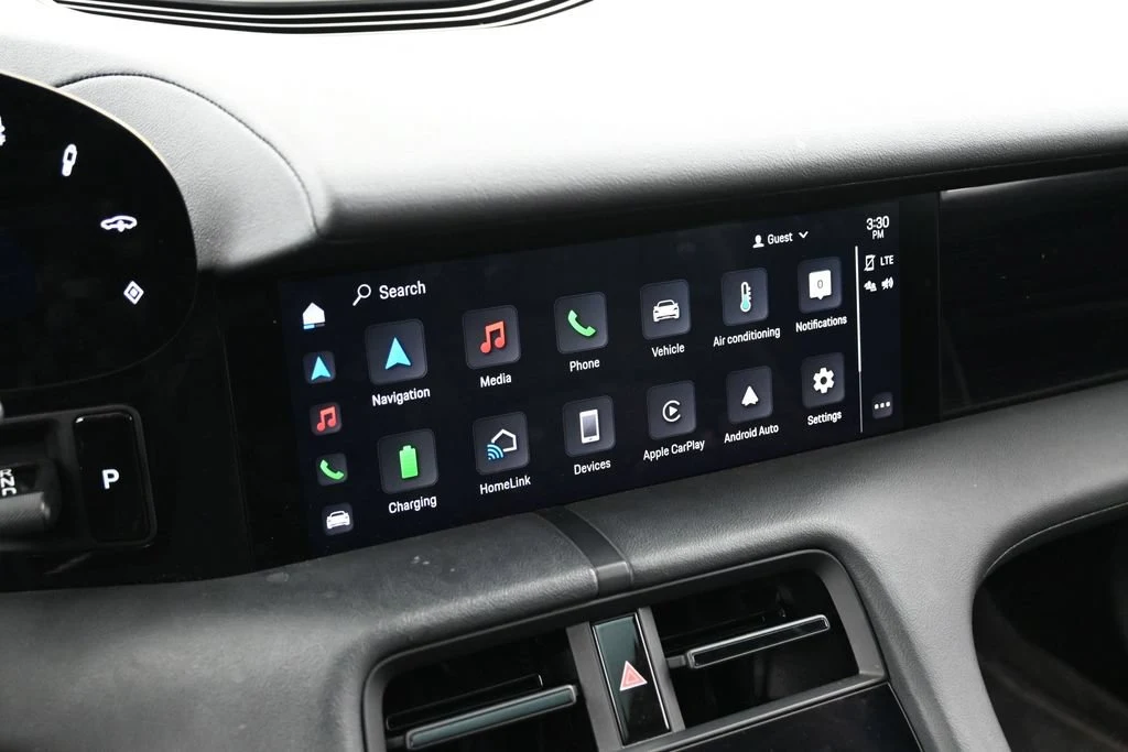 2021 Porsche Taycan 4S interior, Black