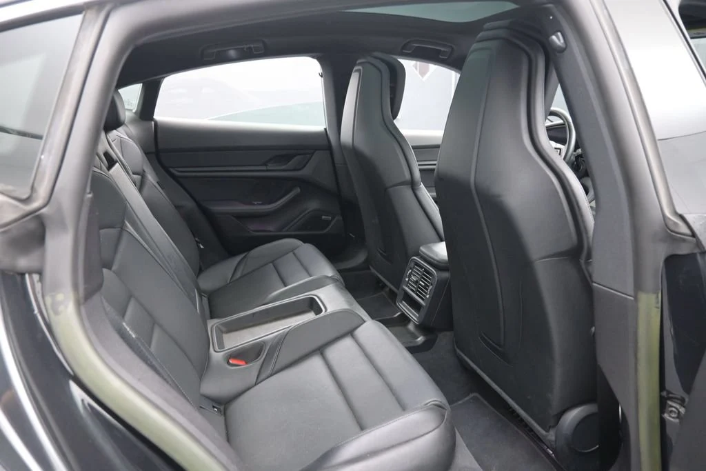 2023 Porsche Taycan 4S interior, seats, Black