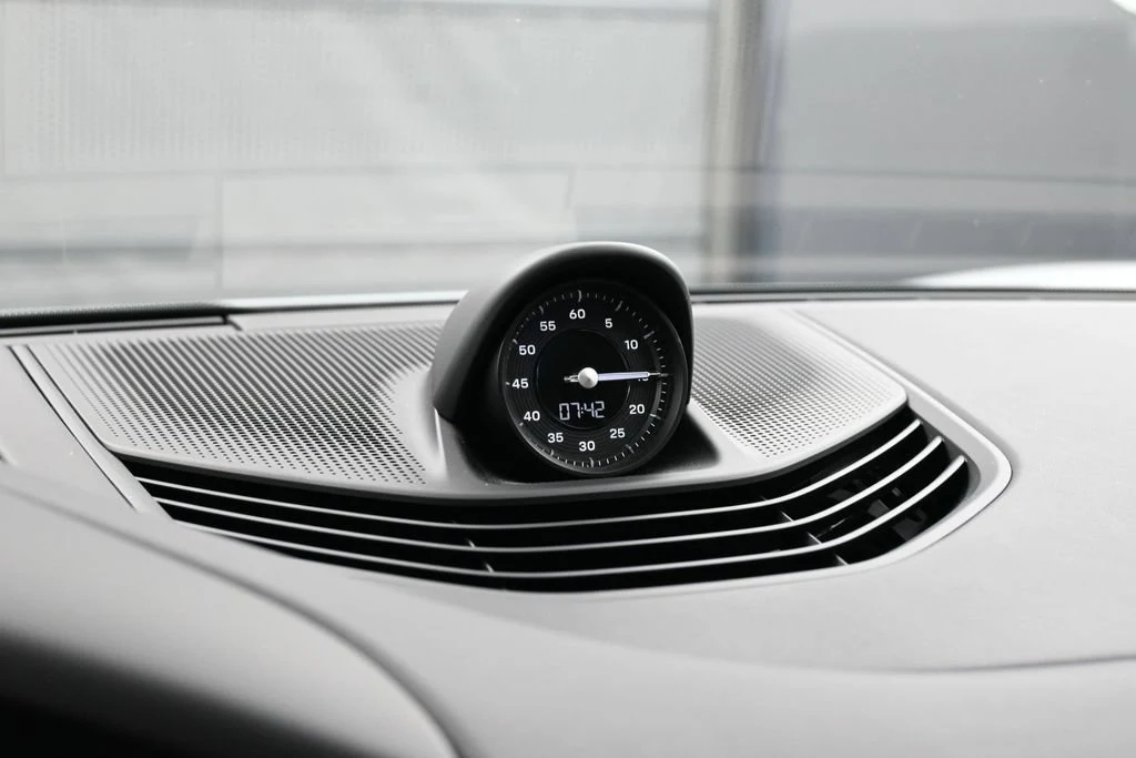 2024 Porsche Taycan 4S interior, Black