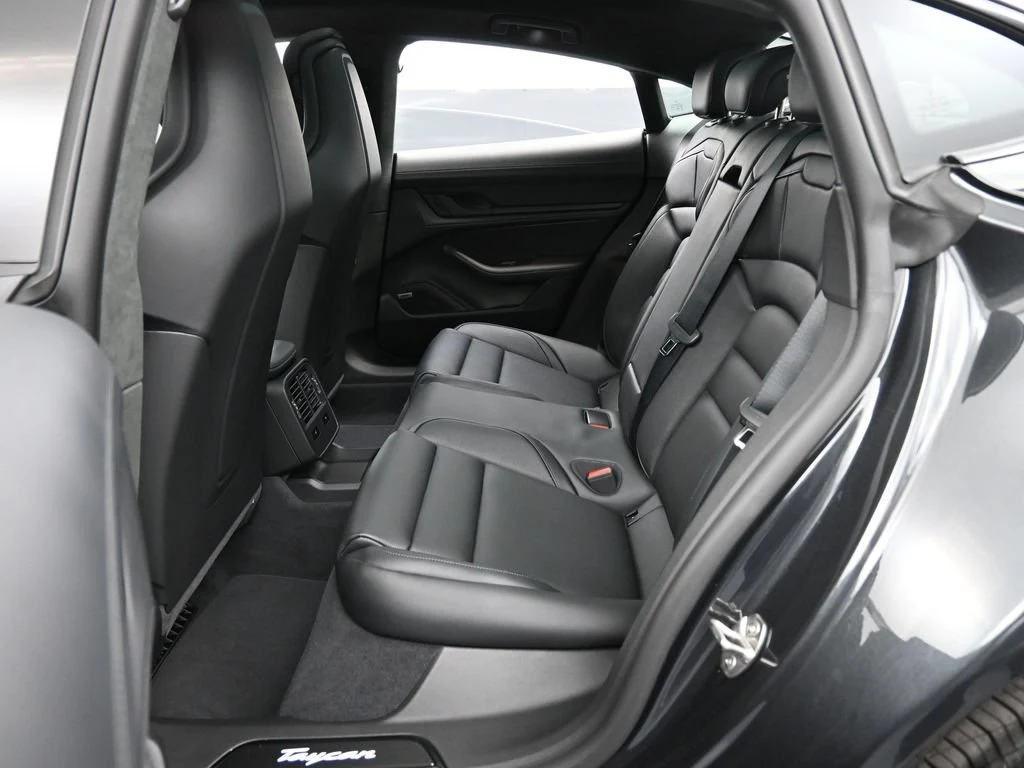 2026 Porsche Taycan GTS interior, seats, Black