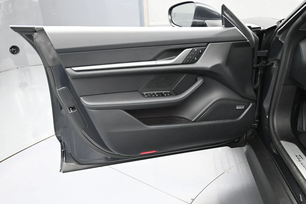 2026 Porsche Taycan 4S interior, door panel, Black