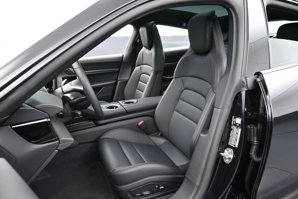 2026 Porsche Taycan 4 interior, seats, Black
