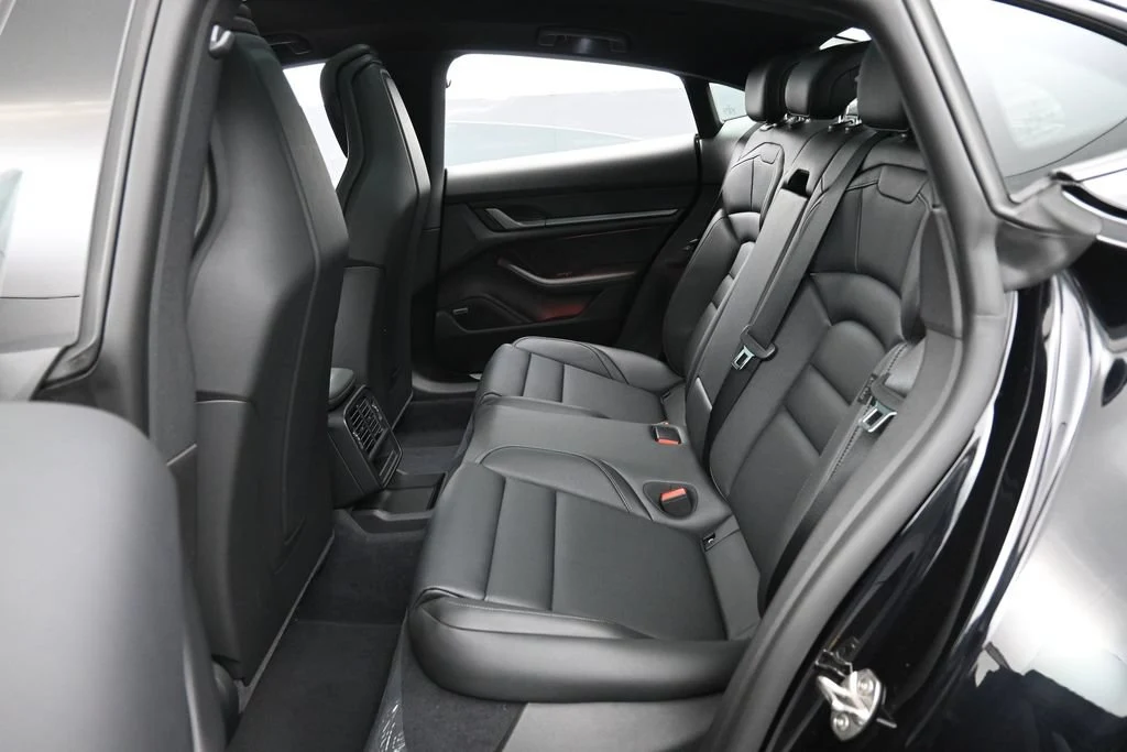 2026 Porsche Taycan 4 interior, seats, Black
