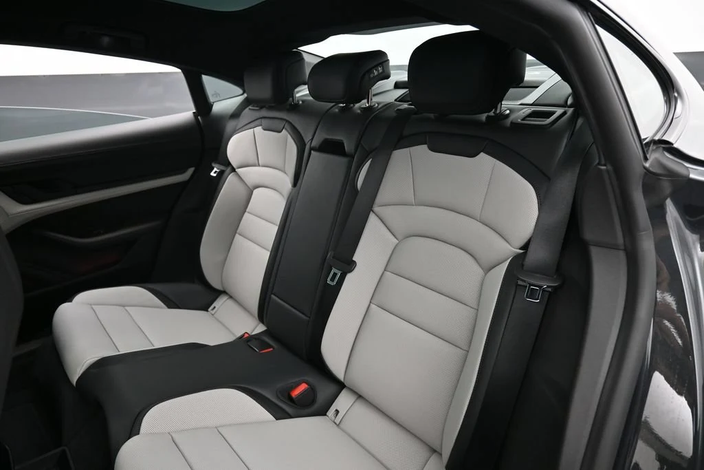 2026 Porsche Taycan 4 interior, seats, Black/Chalk
