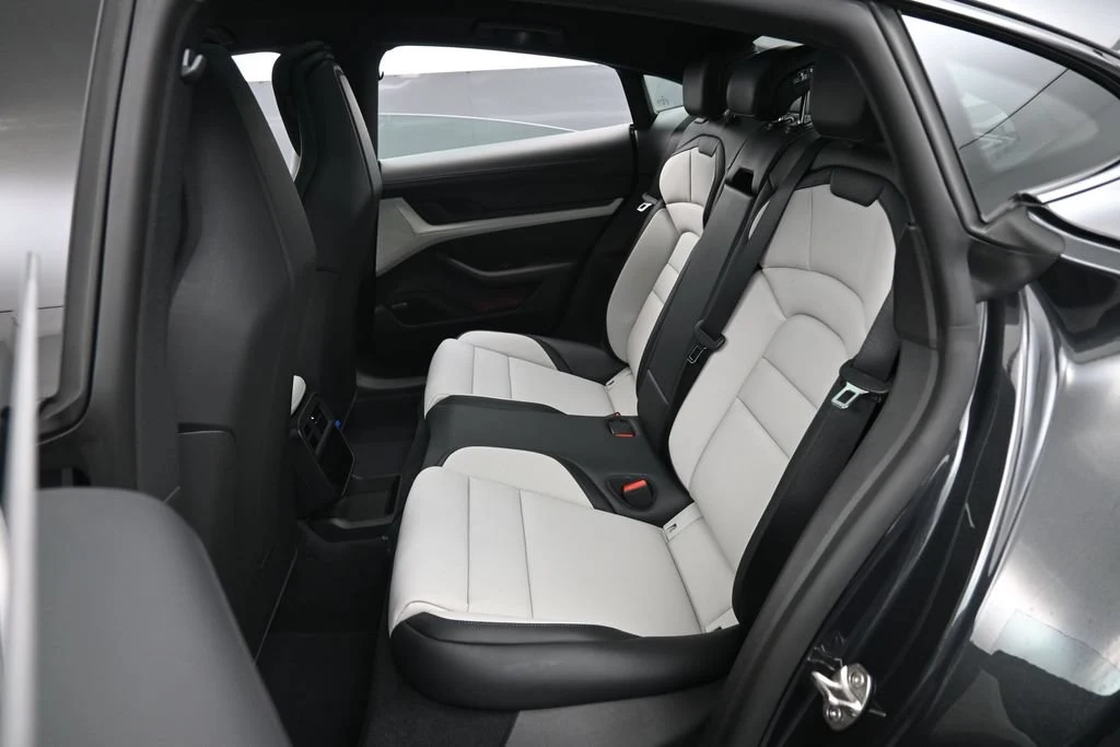 2026 Porsche Taycan 4 interior, seats, Black/Chalk