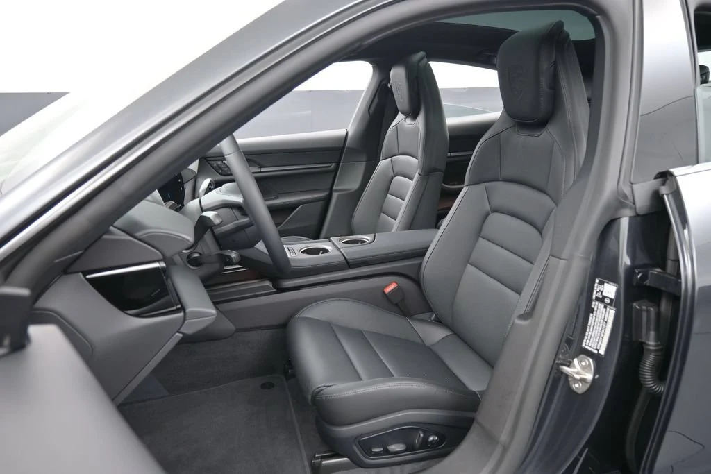 2026 Porsche Taycan interior, seats, Black