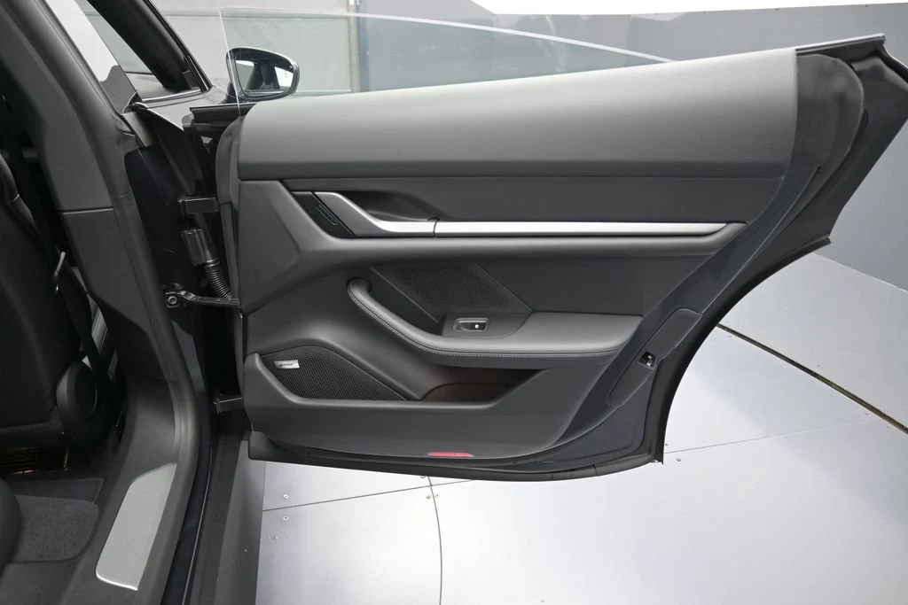 2026 Porsche Taycan interior, door panel, Black