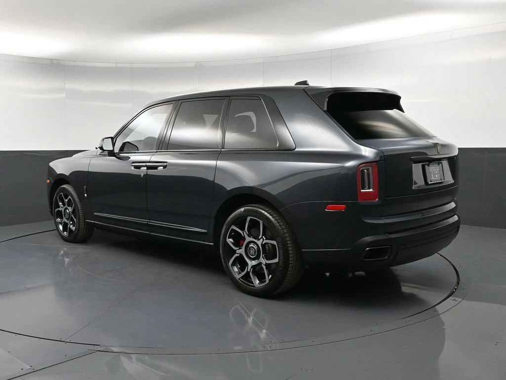2024 Rolls-Royce Black Badge Cullinan, rear three-quarter view, Grey