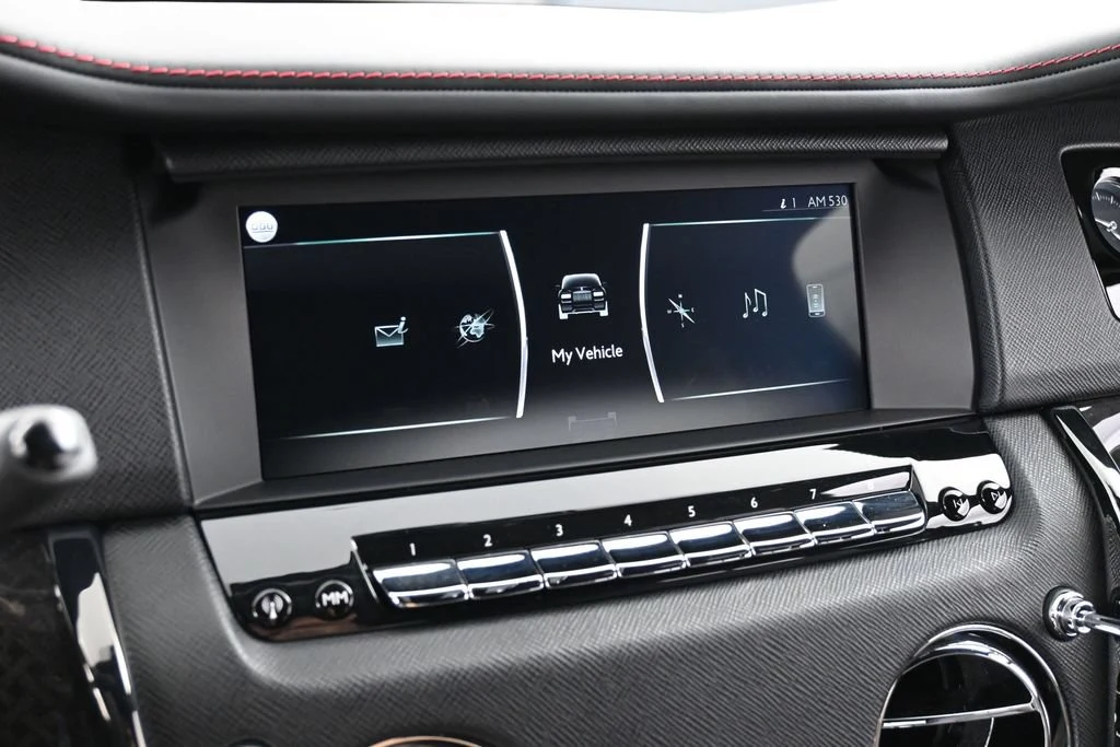 2024 Rolls-Royce Black Badge Cullinan interior, Black