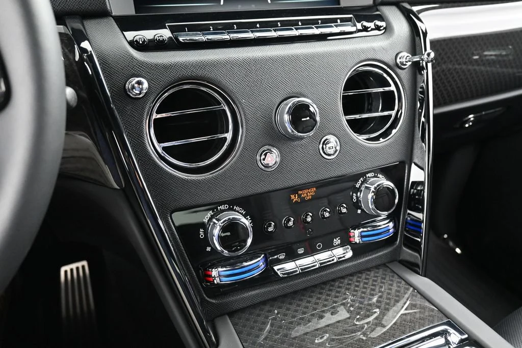 2024 Rolls-Royce Black Badge Cullinan interior, center console, Black