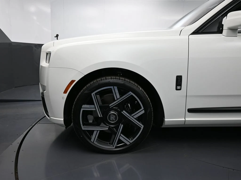 2026 Rolls-Royce Black Badge Cullinan Series II for sale, exterior, White