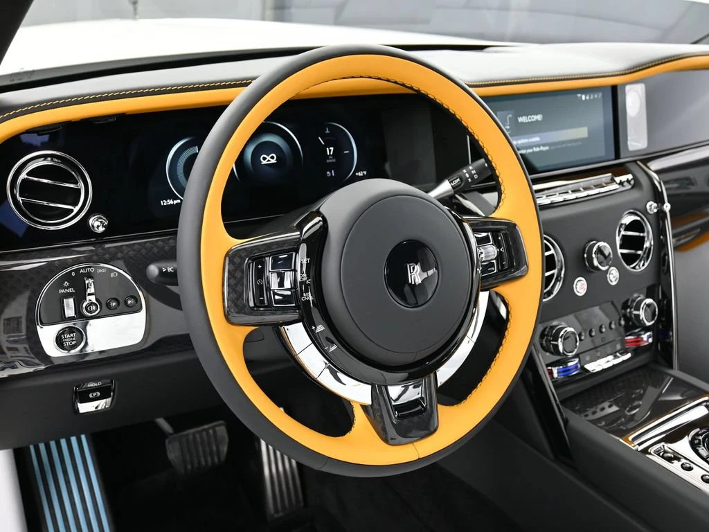 2026 Rolls-Royce Black Badge Cullinan Series II interior, Arctic White and Black