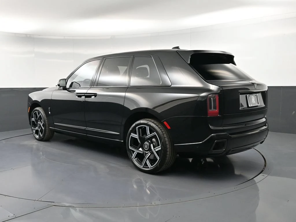 2027 Rolls-Royce Black Badge Cullinan Series II for sale, exterior, Black