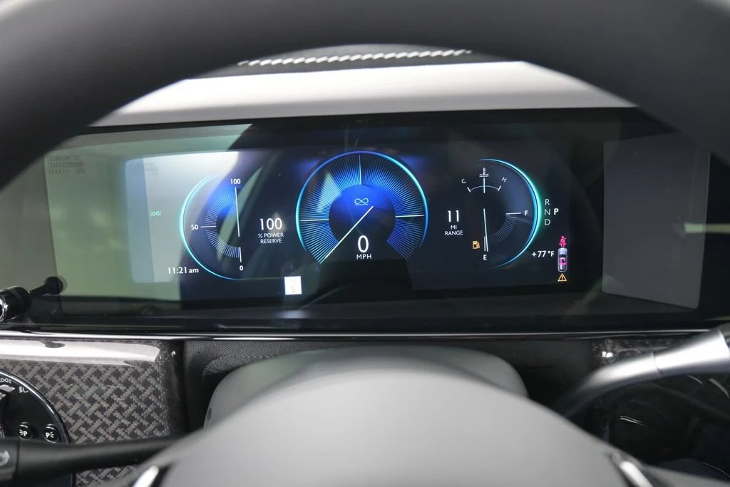 2027 Rolls-Royce Black Badge Cullinan Series II interior