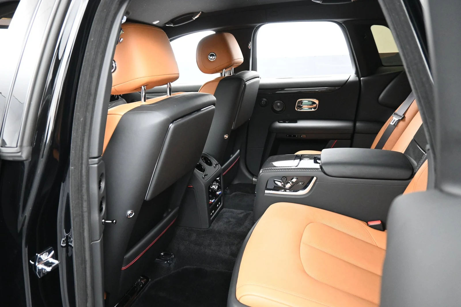 2025 Rolls-Royce Black Badge Ghost interior, seats, Saddlery Tan and Black