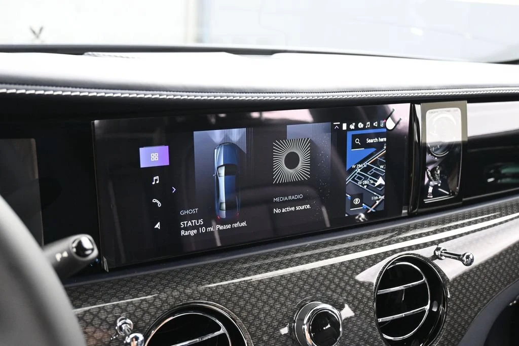 2027 Rolls-Royce Black Badge Ghost Series II interior, Navy Blue