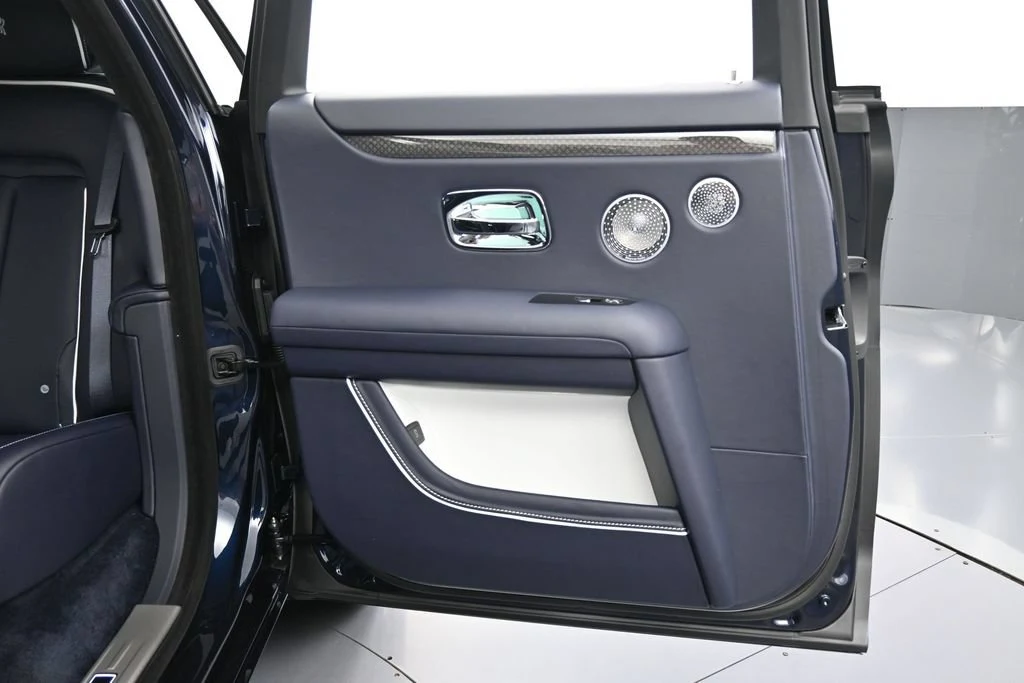 2027 Rolls-Royce Black Badge Ghost Series II interior, door panel, Navy Blue