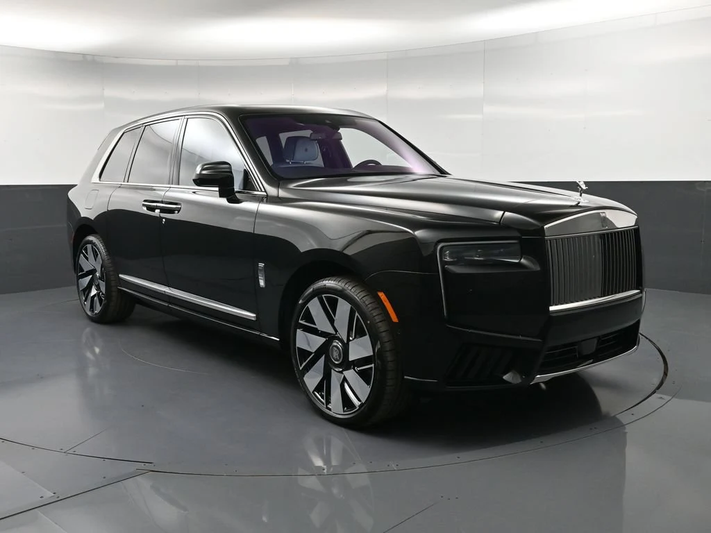 2027 Rolls-Royce Cullinan Series II for sale, exterior, Black