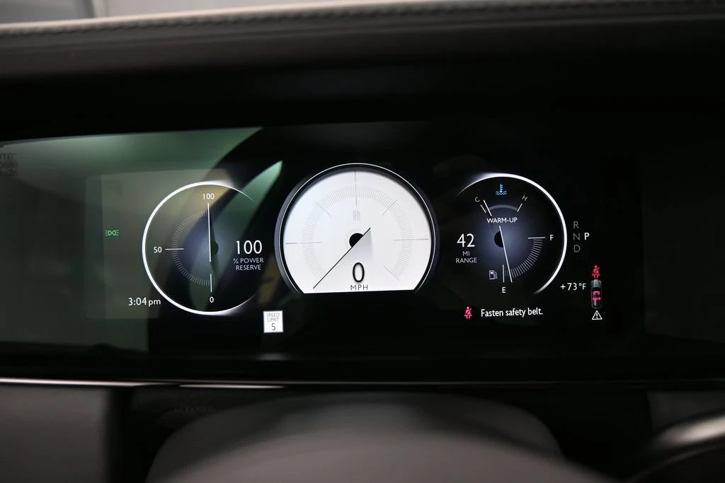 2027 Rolls-Royce Cullinan Series II interior, Scivaro Gray