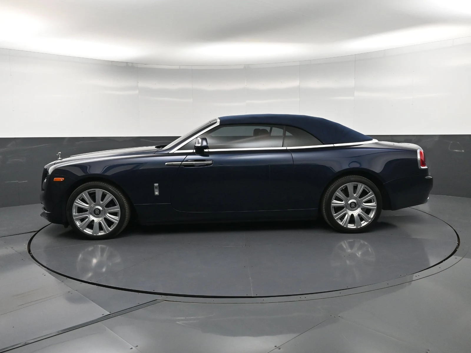 2016 Rolls-Royce Dawn for sale, exterior, Blue