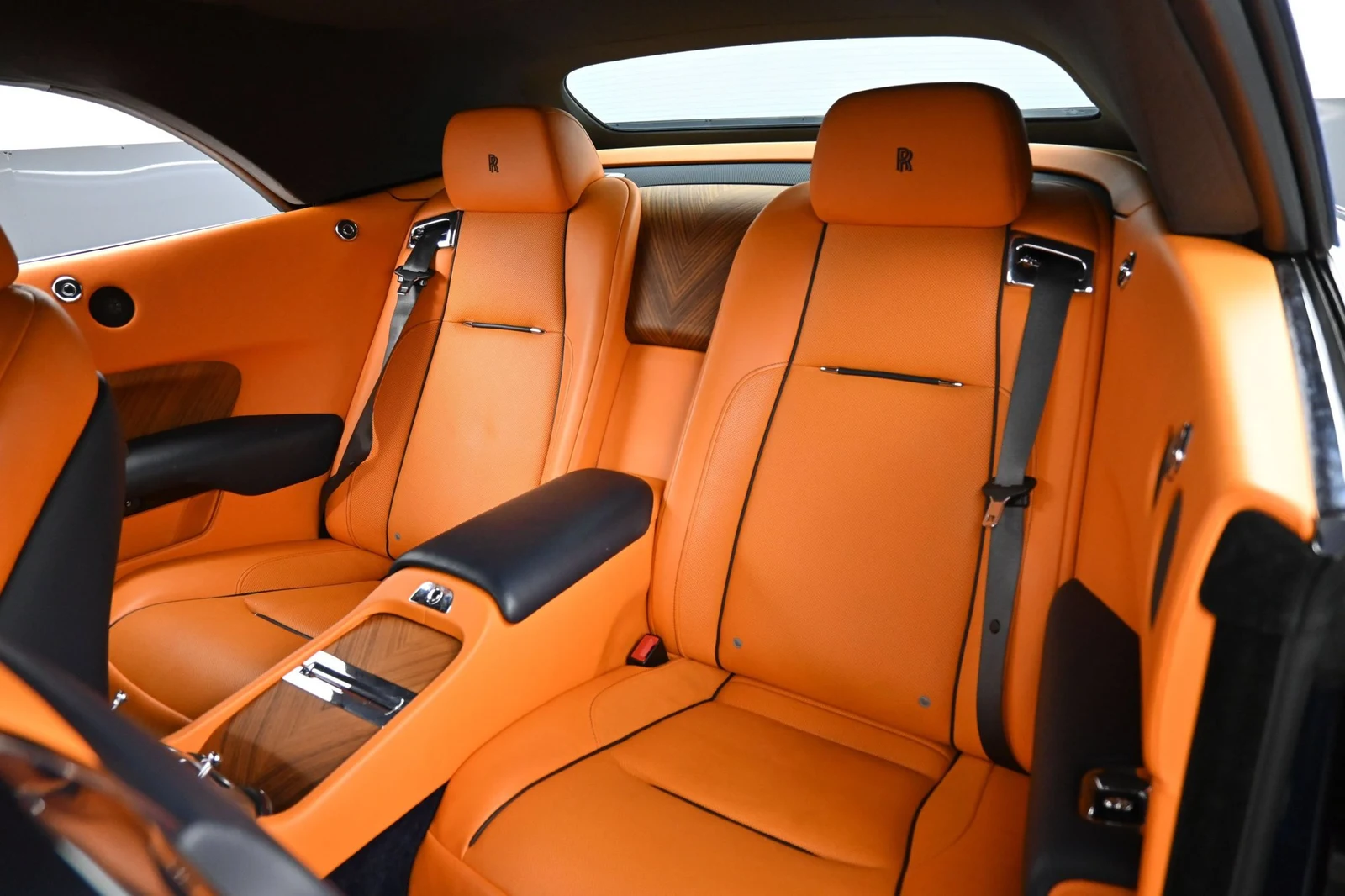 2016 Rolls-Royce Dawn interior, seats, Mandarin