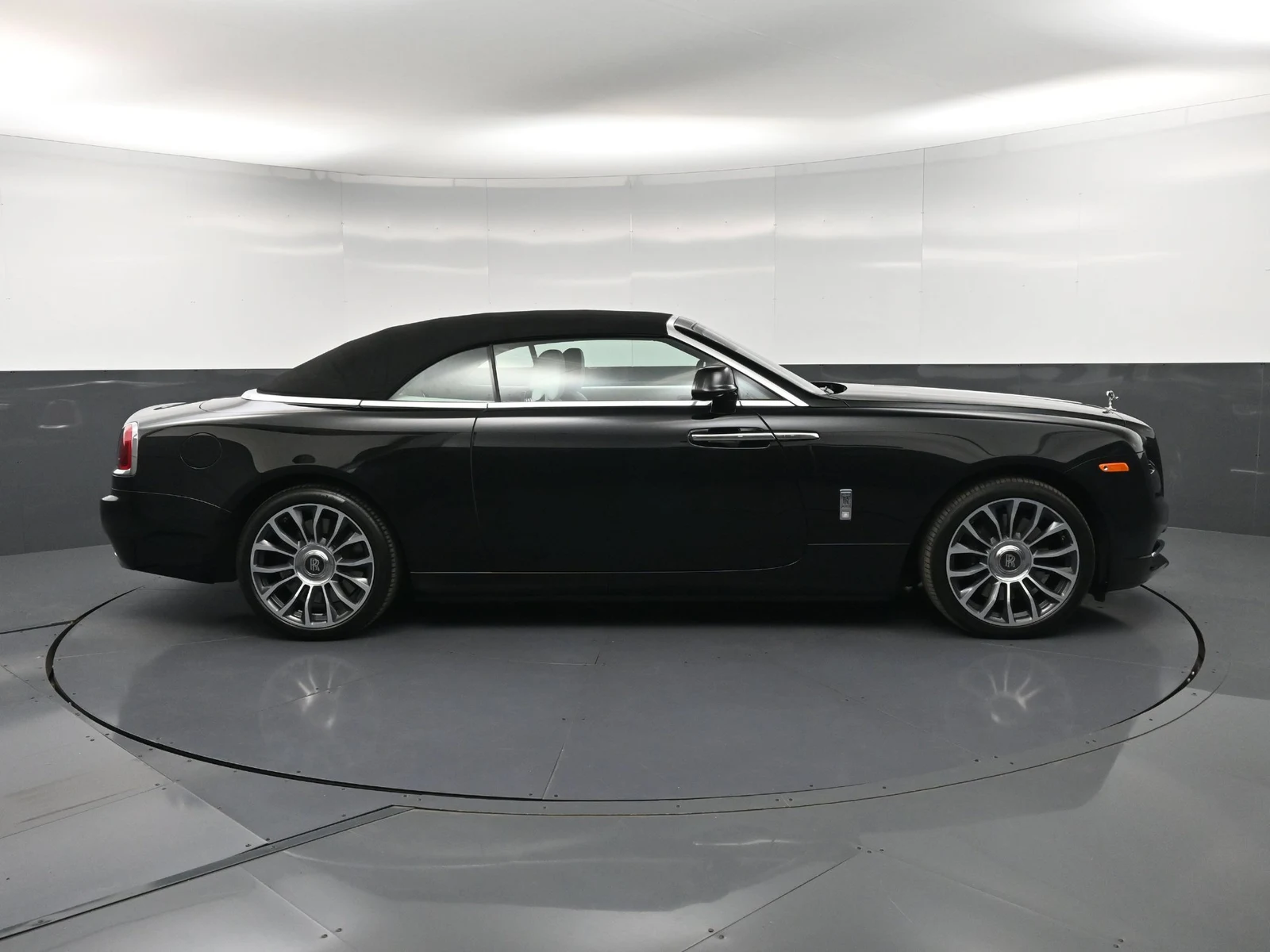 2020 Rolls-Royce Dawn for sale, exterior, Black