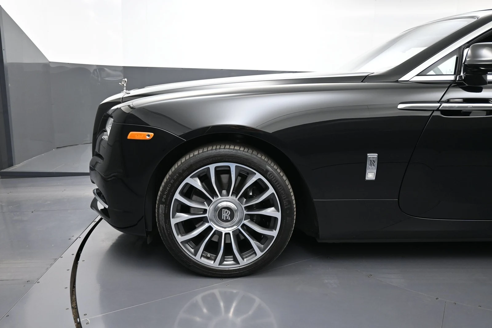 2020 Rolls-Royce Dawn for sale, exterior, Black