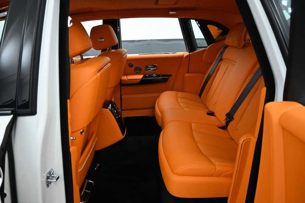 2027 Rolls-Royce Phantom Series II interior, seats, Mandarin