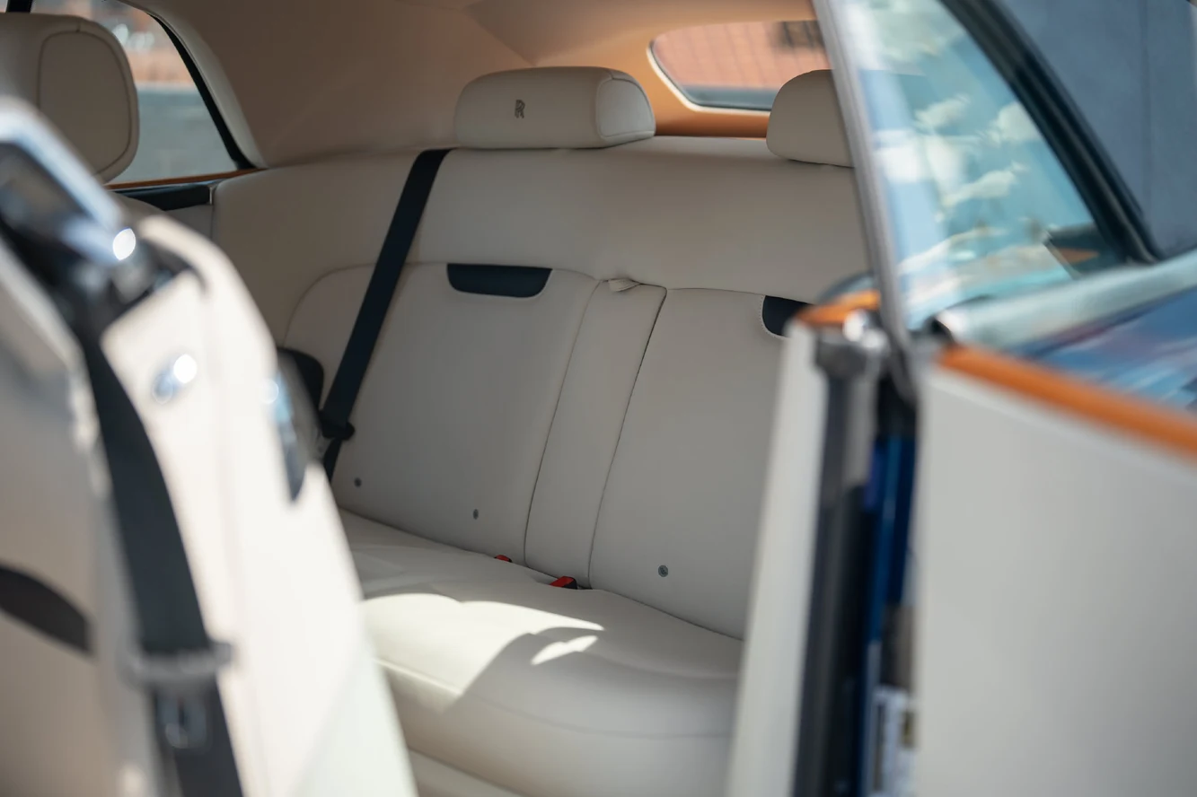 2011 Rolls-Royce Phantom Drophead Coupe interior, seats, Seashell