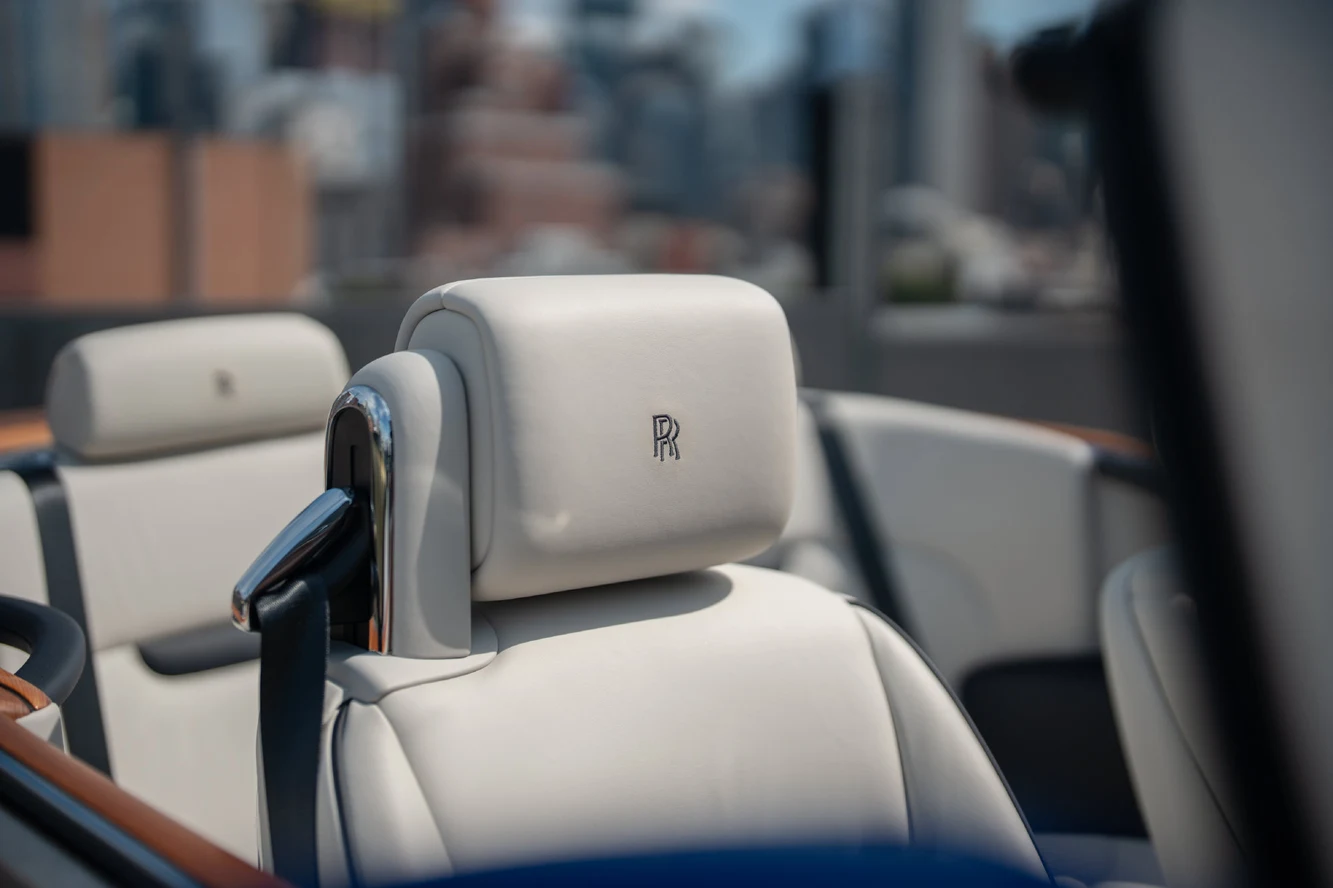 2011 Rolls-Royce Phantom Drophead Coupe interior, Seashell