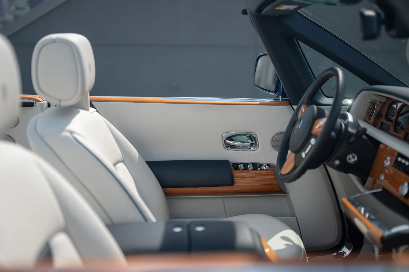 2011 Rolls-Royce Phantom Drophead Coupe for sale, photo 24 of 30