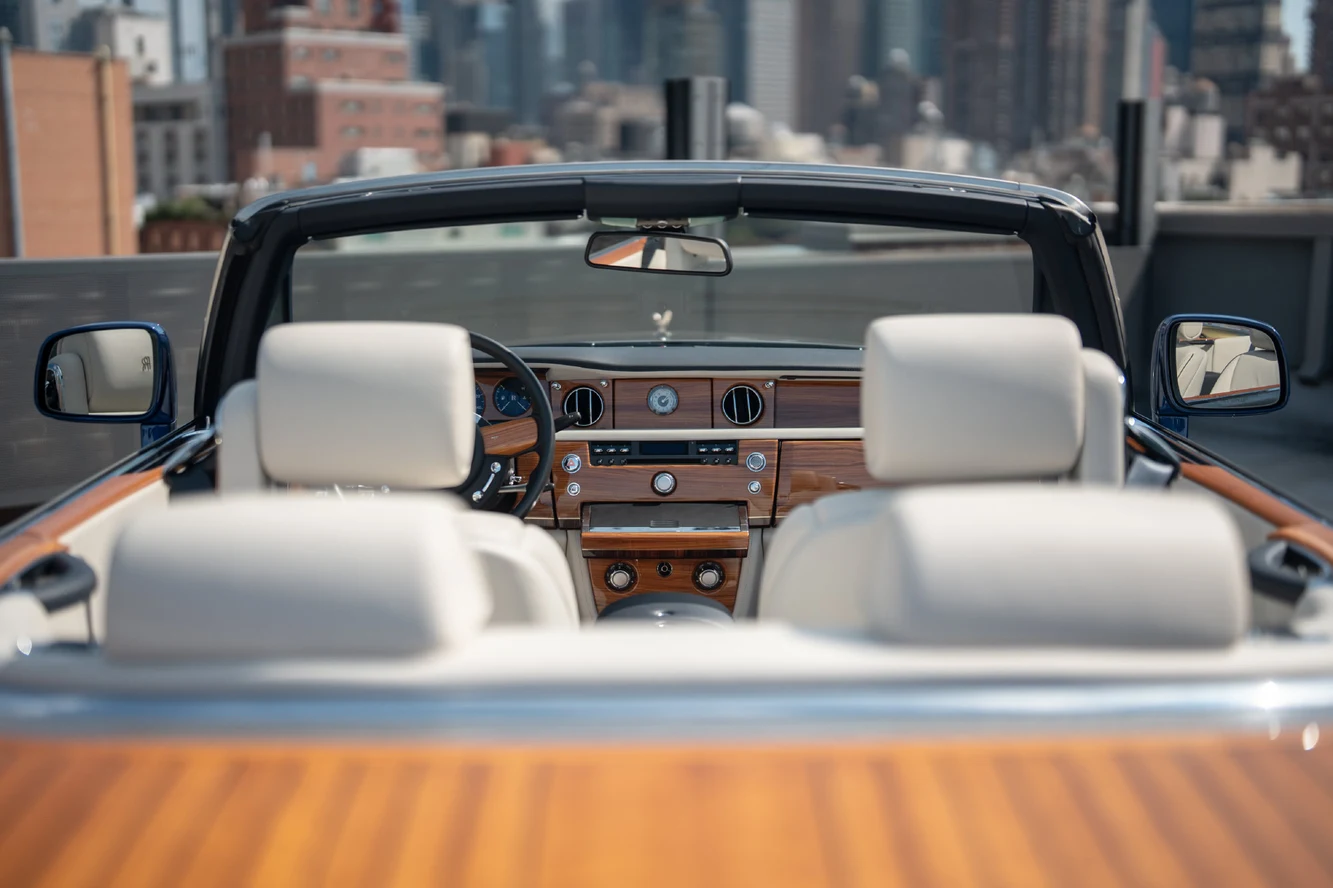2011 Rolls-Royce Phantom Drophead Coupe interior, Seashell