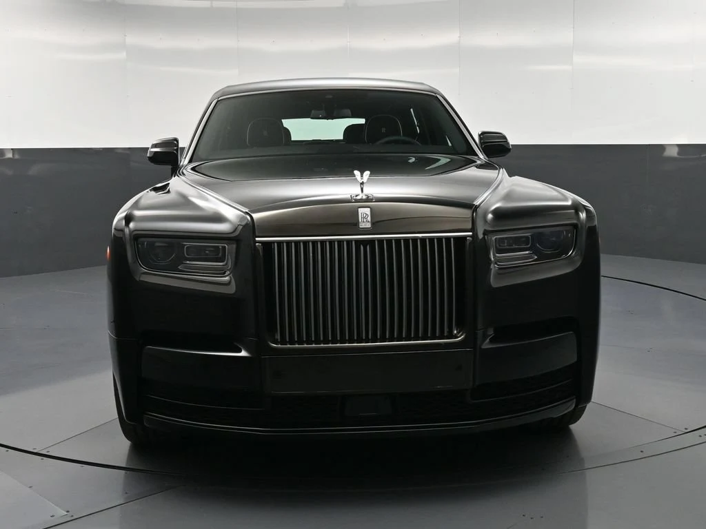 2027 Rolls-Royce Phantom Extended for sale, exterior, Black