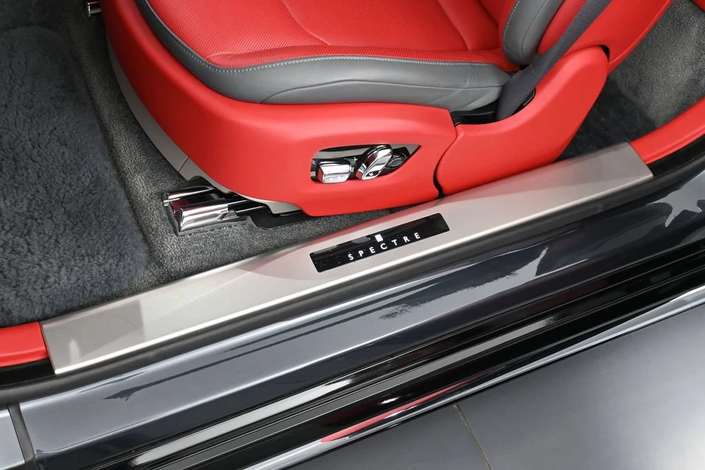 2024 Rolls-Royce Spectre for sale, photo 14 of 30