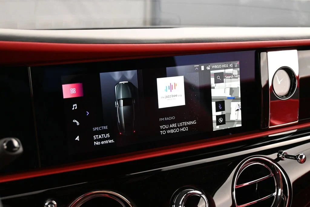 2024 Rolls-Royce Spectre interior, Phoenix Red and Scivaro Grey
