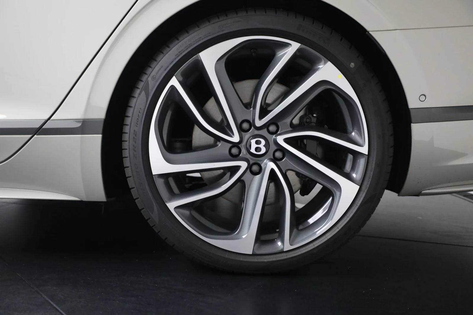 2025 Bentley Flying Spur Speed (4th Generation), 15/20